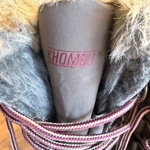 Khombu Women's Black and Brown Winter Boots - Picture 4 of 7